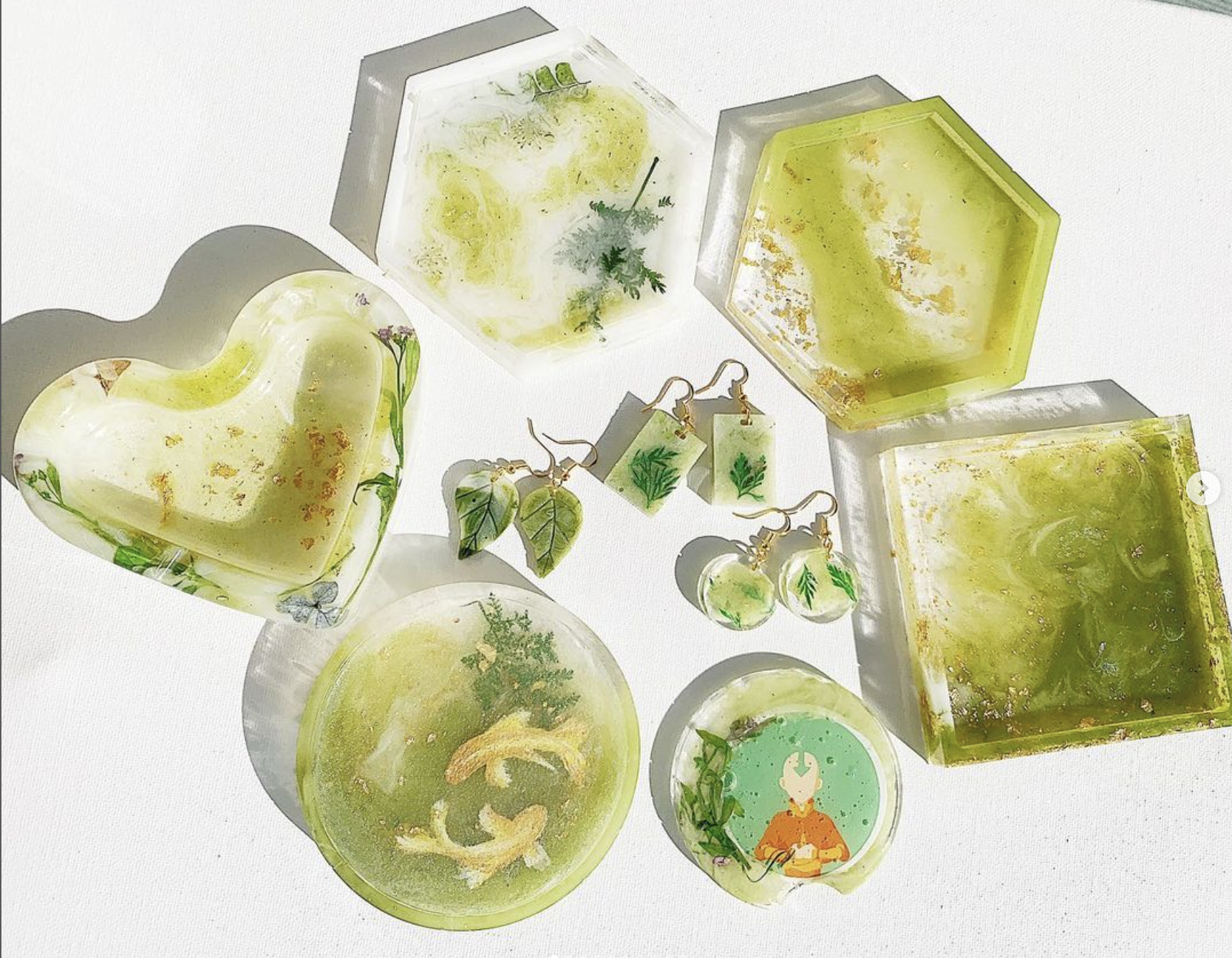 Epoxy resin pieces by Nancy Liu